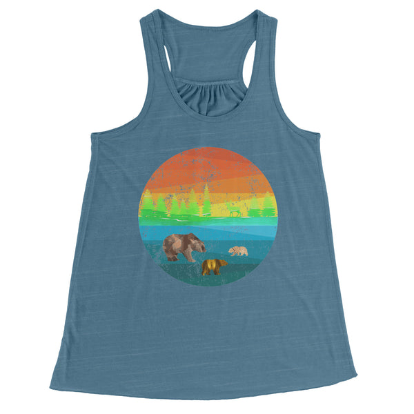 Three Bears in a Retro Distressed Rainbow Circle Scene Flowy Racerback Women's Tank Top