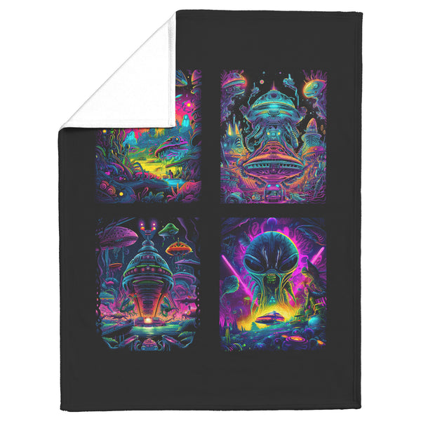 Fleece Blanket - Sci-Fi Aliens Spaceships 4 Panel Psychedelic - Soft - 3 Sizes - Can be Personalized with Name - Sherpa Option - Throw, Full/Queen Blanket